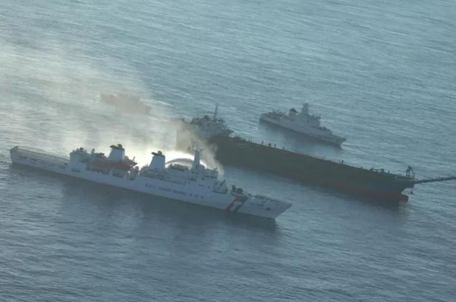 最新：一采砂船在海峡盗采 被台湾扣押带走10人